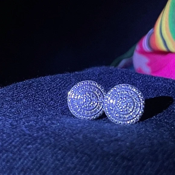 DIAMOND earrings from zales - Picture 5 of 6